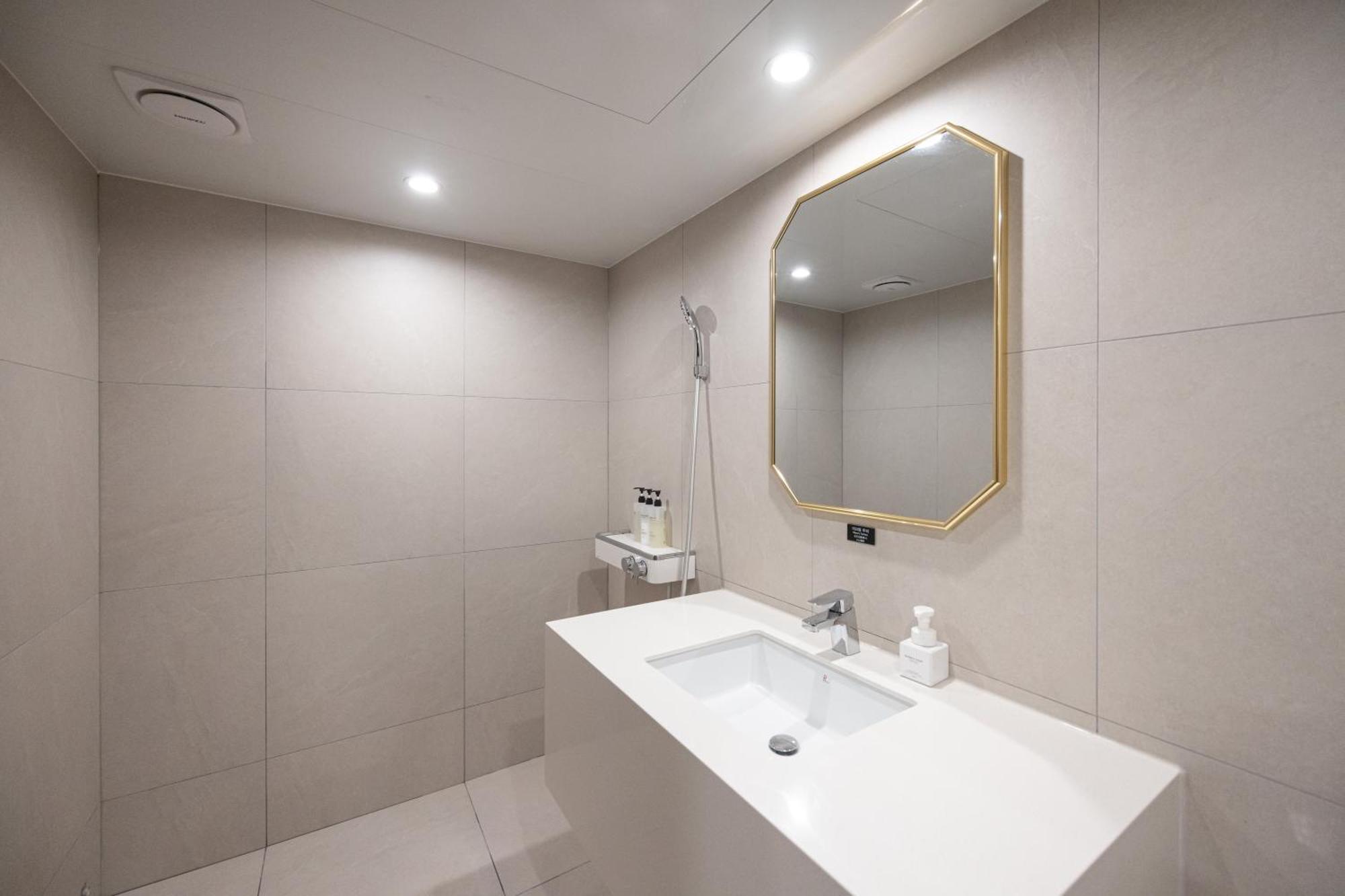 Hotel Bellus Busan Ngoại thất bức ảnh